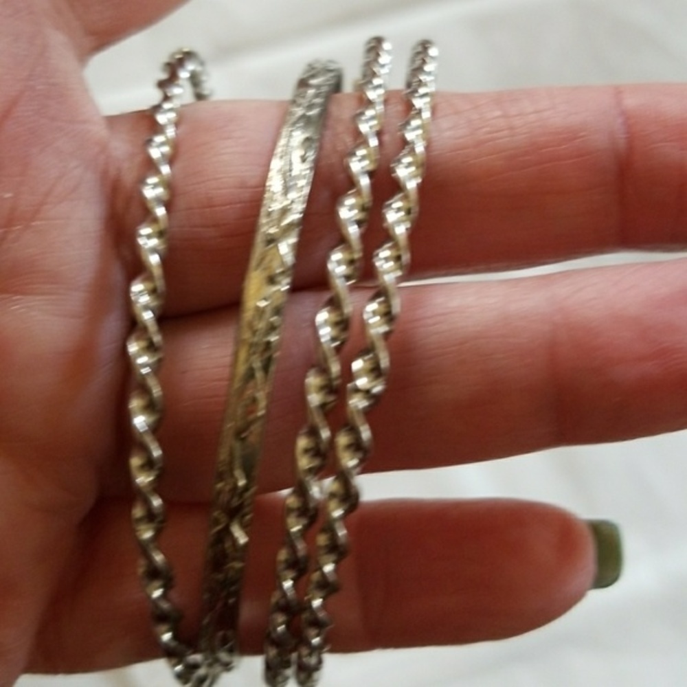 Silver bangle bundle‎ - Picture 4 of 5